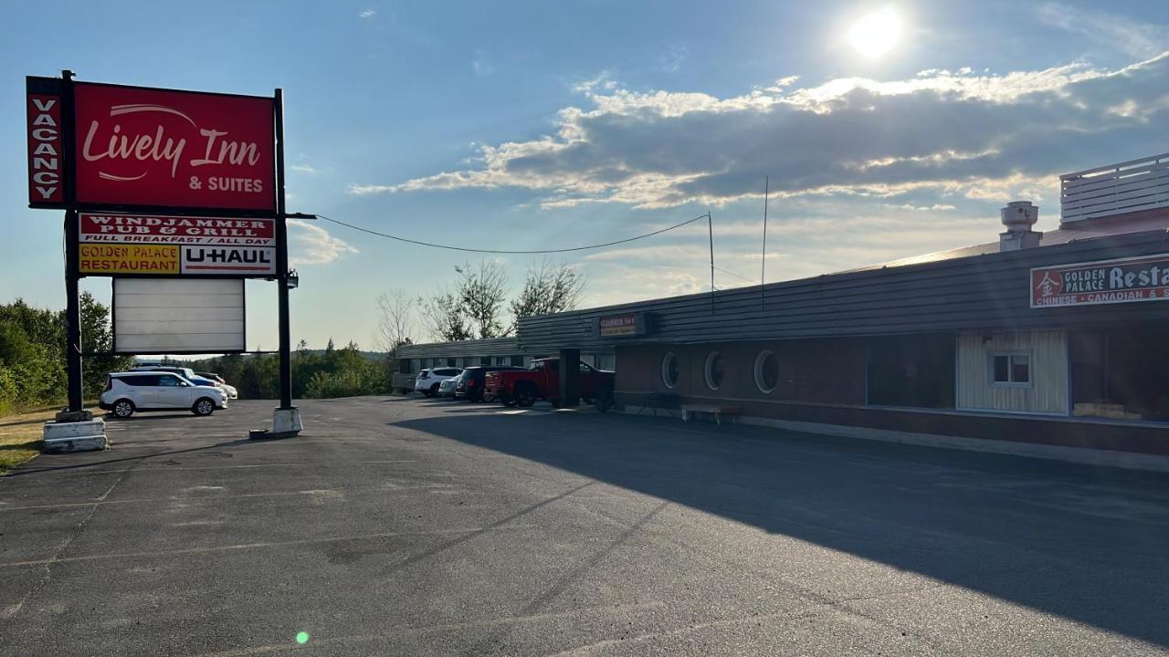 Naughton Lively Inn And Suites - Sudbury מראה חיצוני תמונה