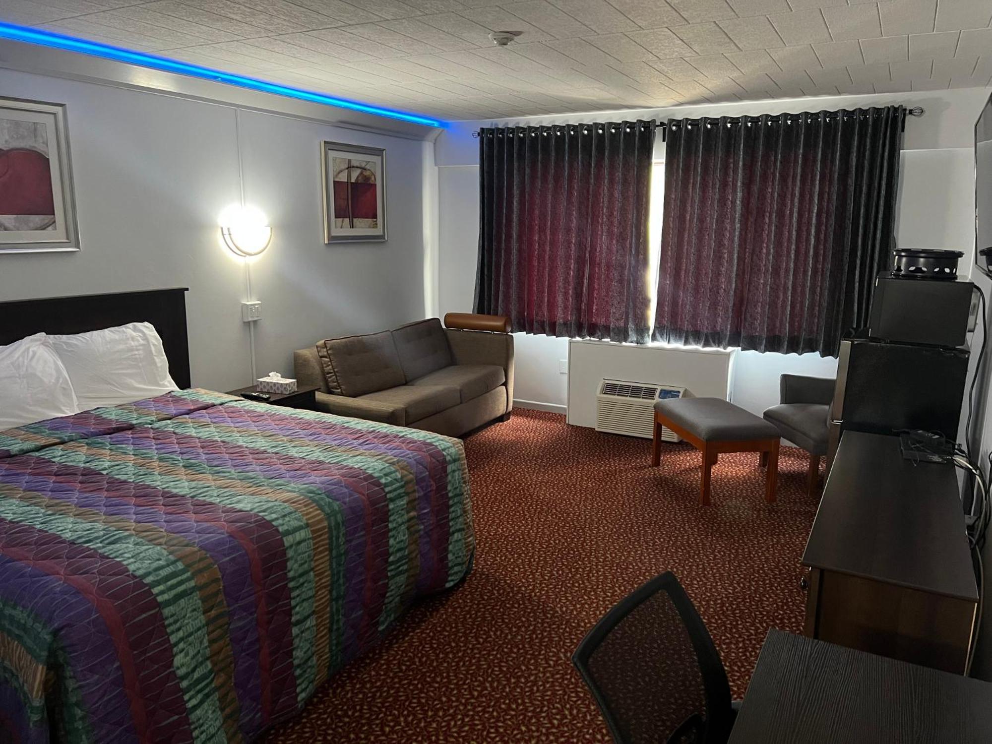Naughton Lively Inn And Suites - Sudbury מראה חיצוני תמונה