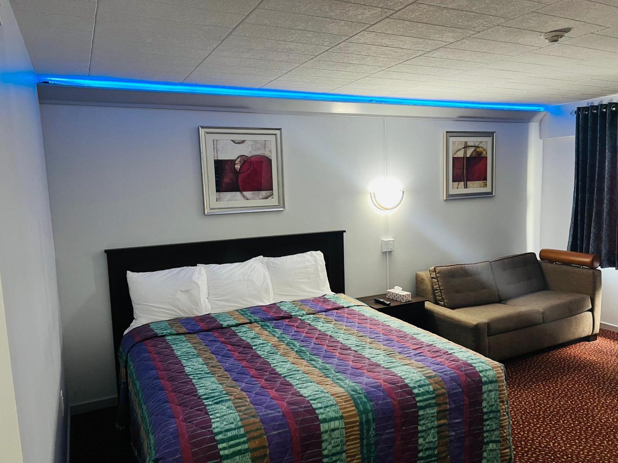 Naughton Lively Inn And Suites - Sudbury מראה חיצוני תמונה